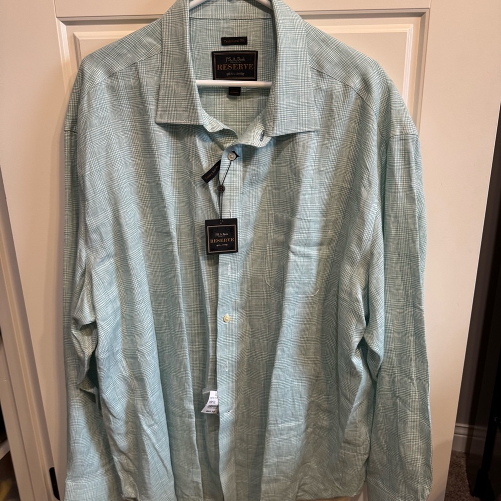 Jos A Bank Mans Dress Shirt